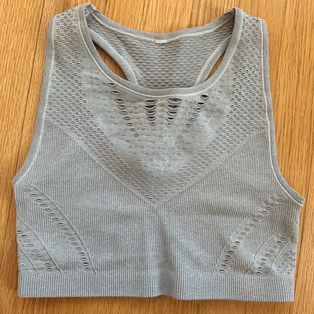 Alo Women’s Cropped Grey Tank
